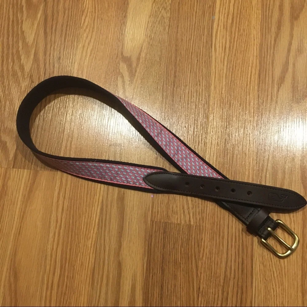 Vineyard Vines Blue Whale on Pink 28”‎ Webbed Belt